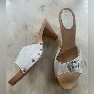 Vintage Burberry Sandals in White, Size 38